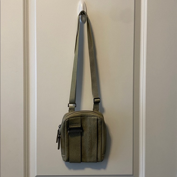 Piquadro Olive Green Crossbody Bag - Picture 3 of 13